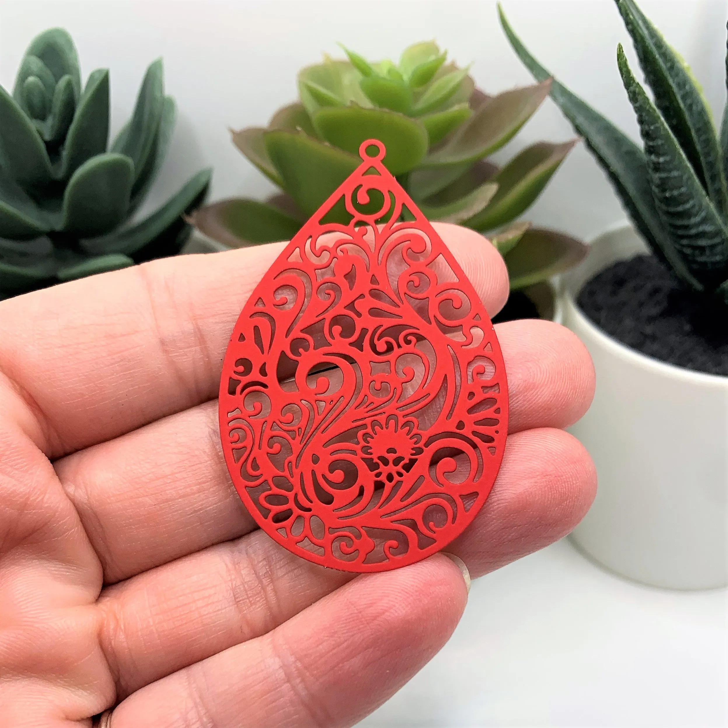 4 or 20 Pieces: Large red Filigree Teardrop Pendants - Double Sided