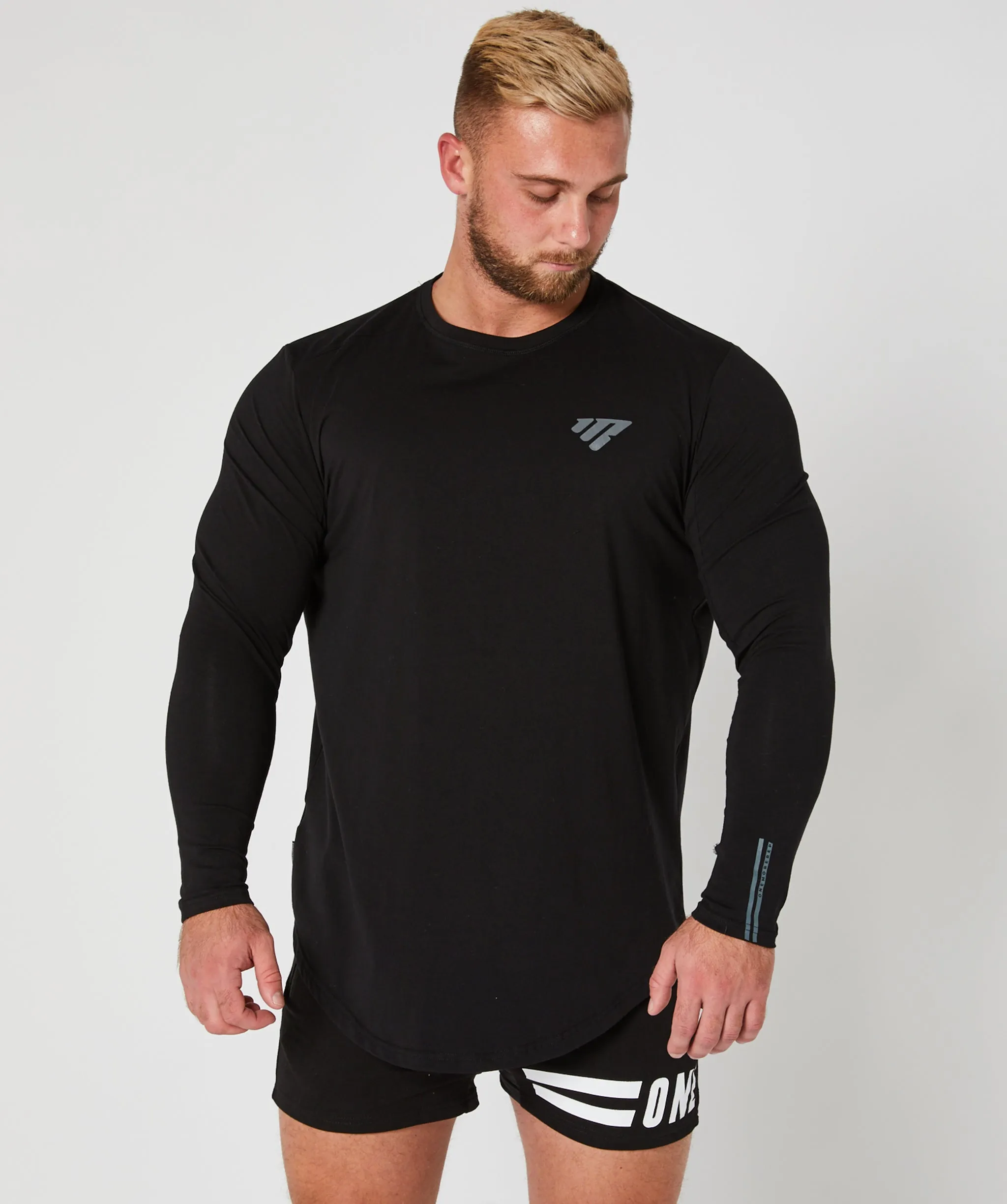 Iconic Fitted Long Sleeve Tee Black